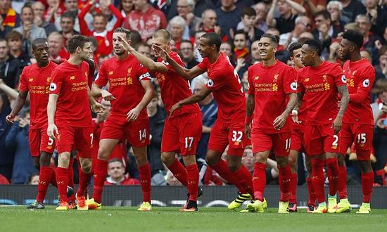 活塞板凳狂轰77分，全场142分刷新球队赛季新高（活塞替补轰下77分，球队142分创本季新高）